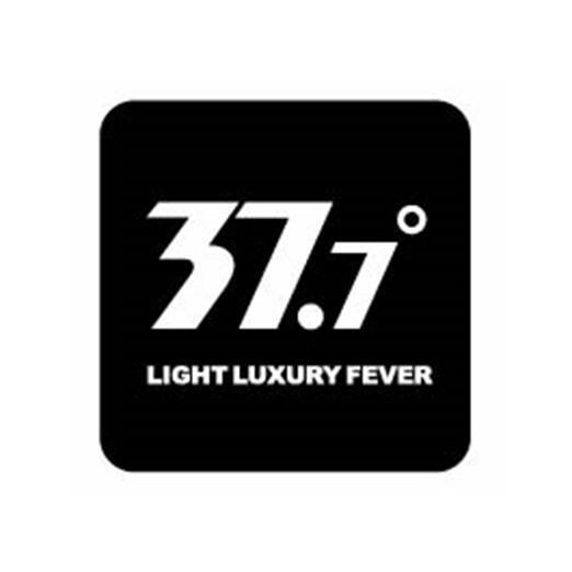 37.7° LIGHT LUXURY FEVER